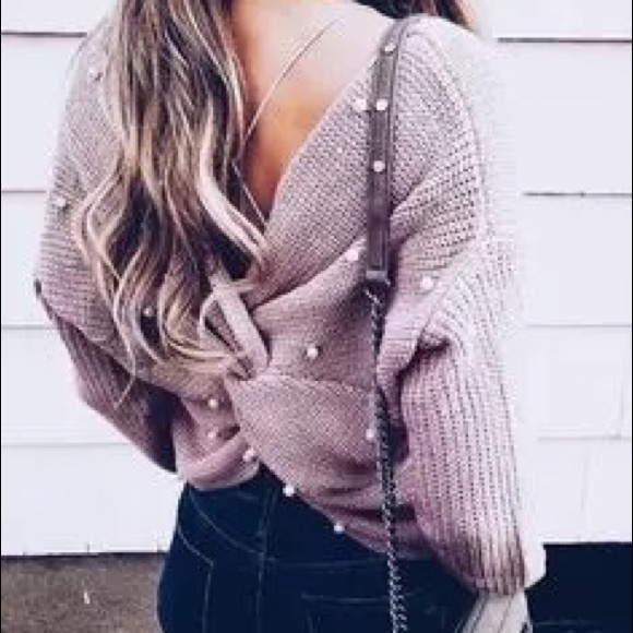 💕Super Cute Wine Pearl Twist Cross Sweater - Picture 3 of 6